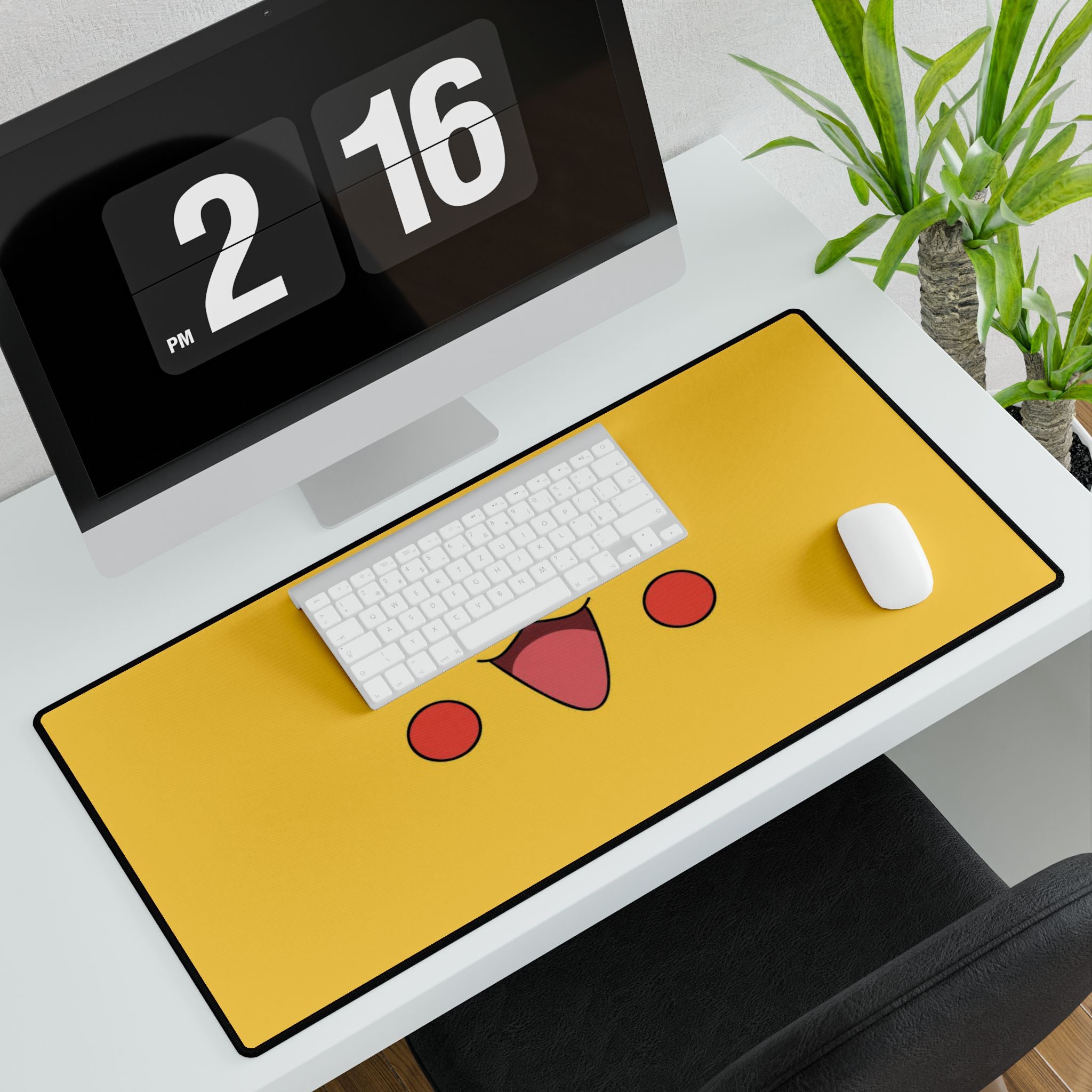 Pika full face Desk Mat